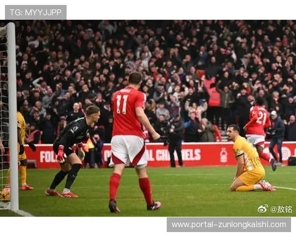 诺丁汉森林迎战布莱顿，主帅强调长传反击战术重要性